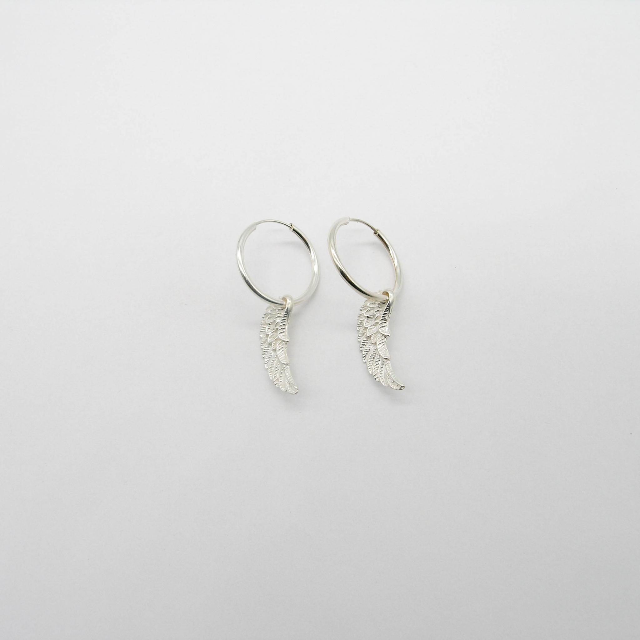 AROS ARGOLLA 22MM CON DIJES ALAS /PLATA