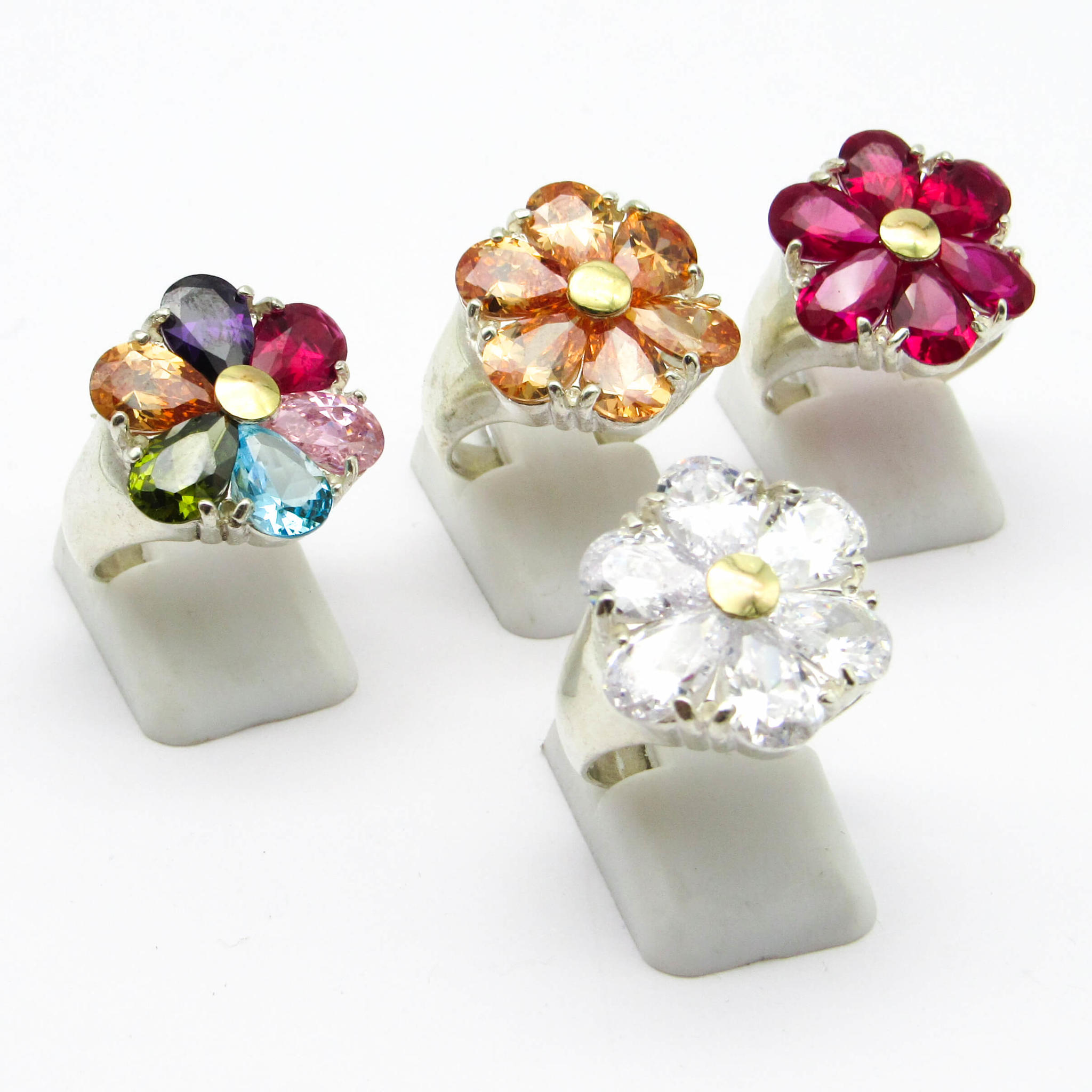 ANILLO FLOR CUBICS /PLATA Y ORO