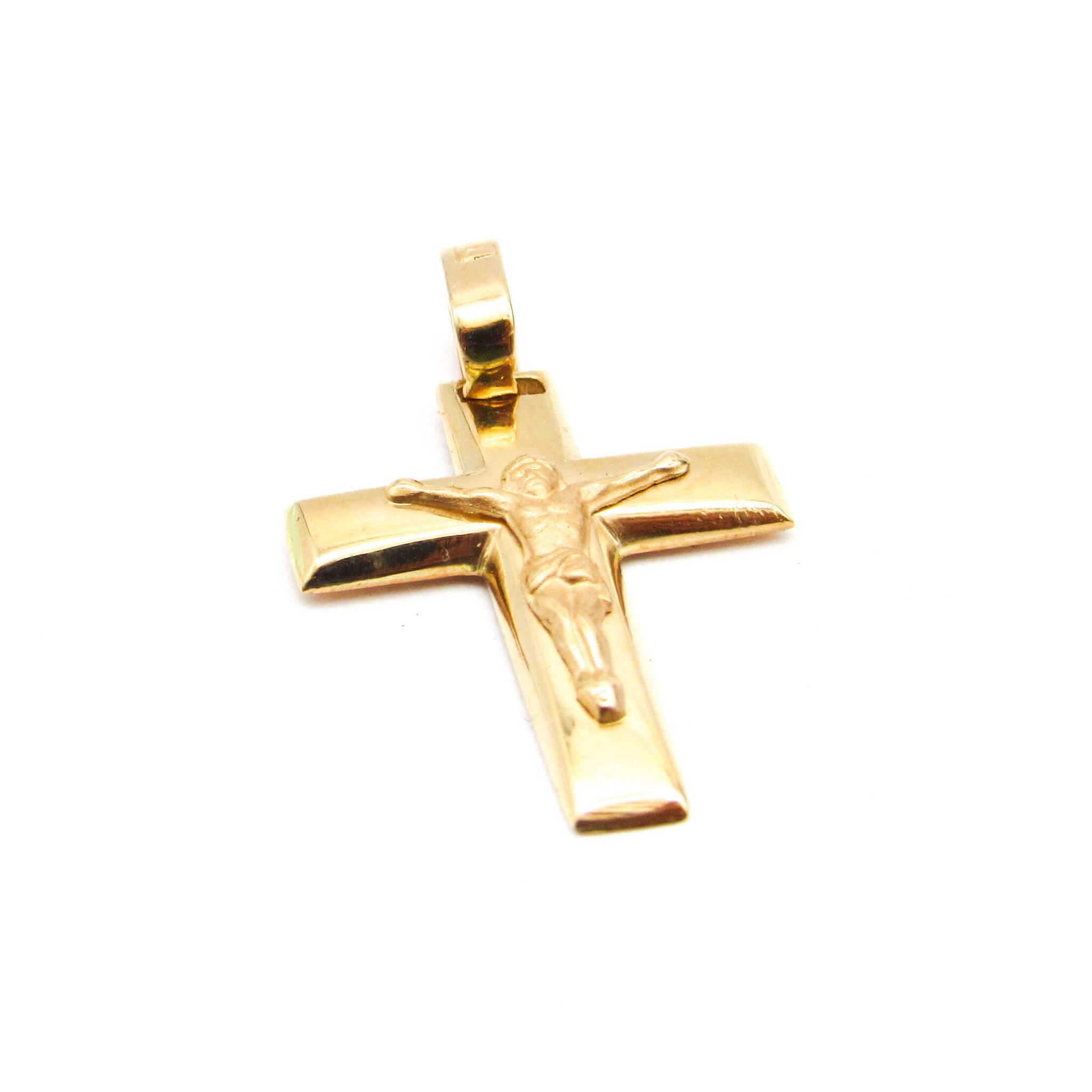 DIJE CRUZ ENCAMISADA CRISTO 17x22MM /O.ROJO
