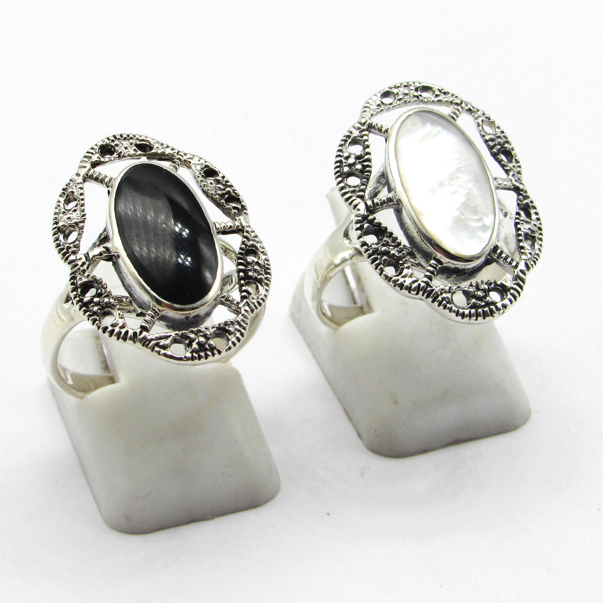 ANILLO PIEDRA OVAL /PLATA
