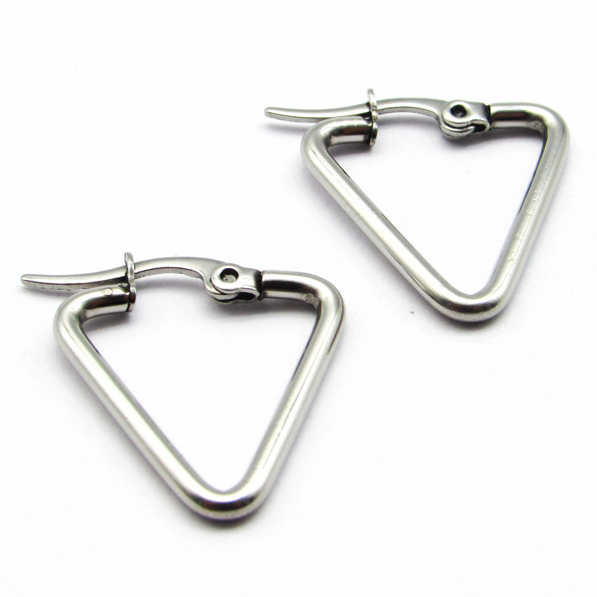 AROS ARGOLLA TRIANGULAR 18MM /ACERO 