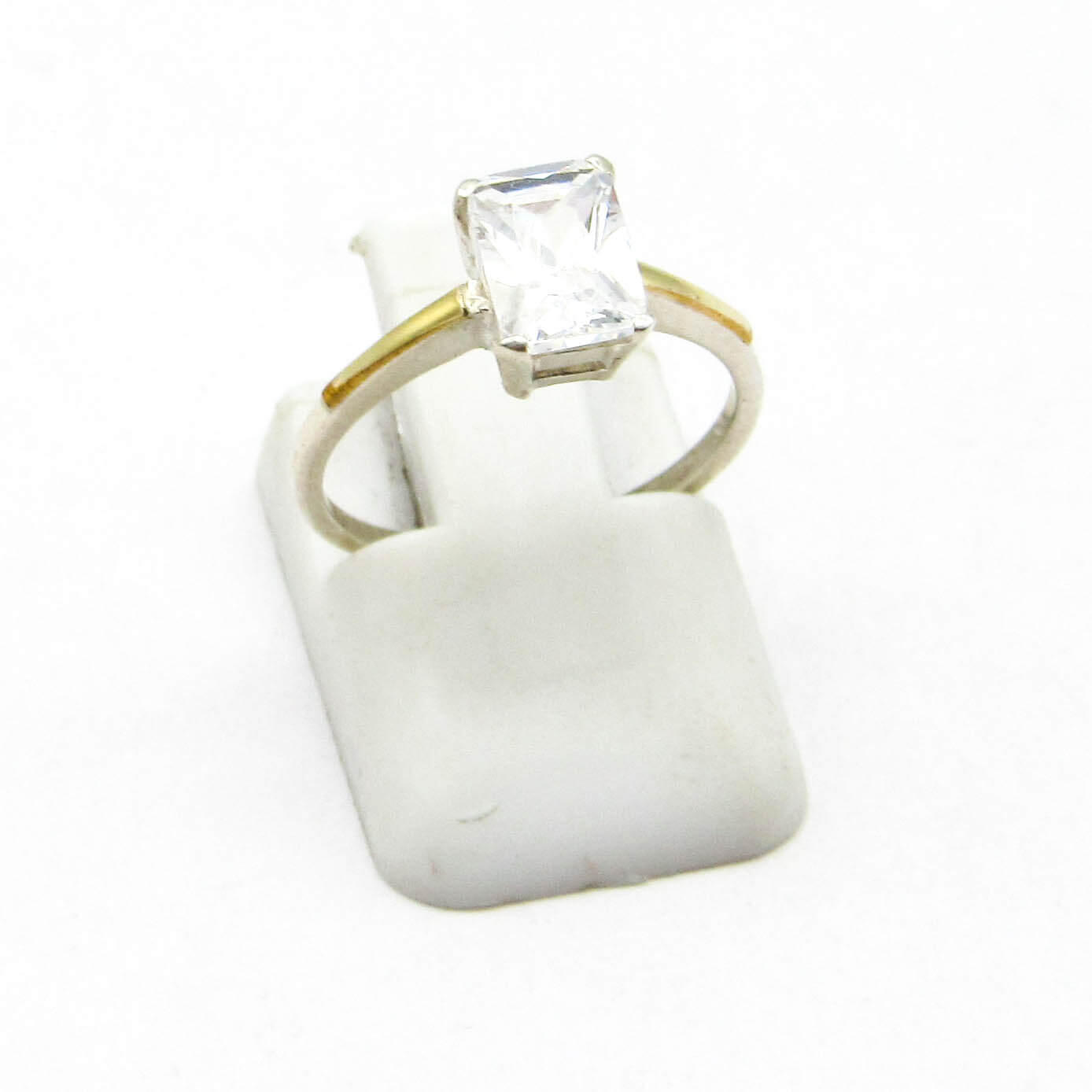 ANILLO SOLITARIO BAGUETTE GRIFAS 4445 /PLATA Y ORO