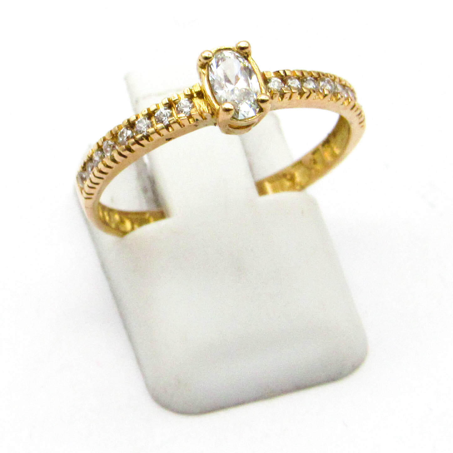 ANILLO CUBICS CENTRO OVAL 3686  /O.ROJO