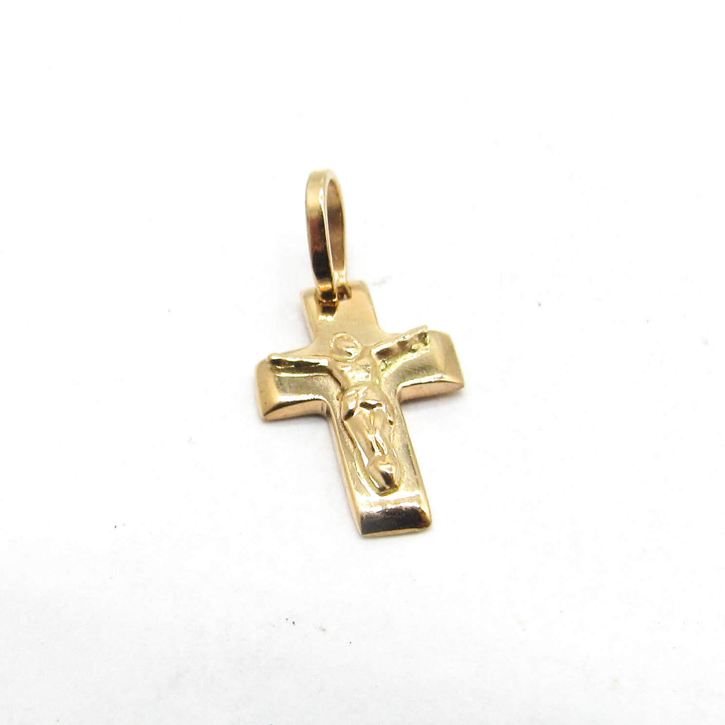 DIJE CRUZ SEMI PLANA CRISTO 9x13MM /O.ROJO