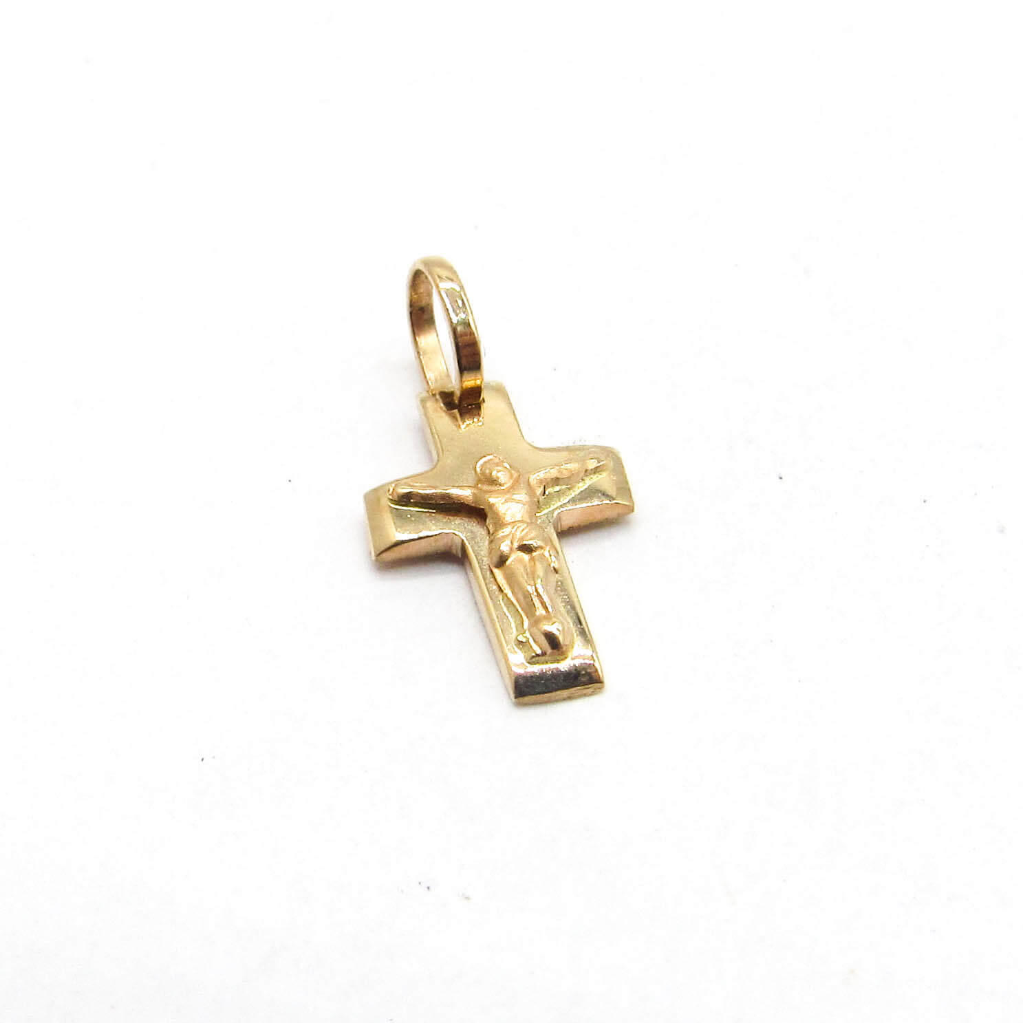 DIJE CRUZ SEMI PLANA CRISTO 9x13MM /O.ROJO