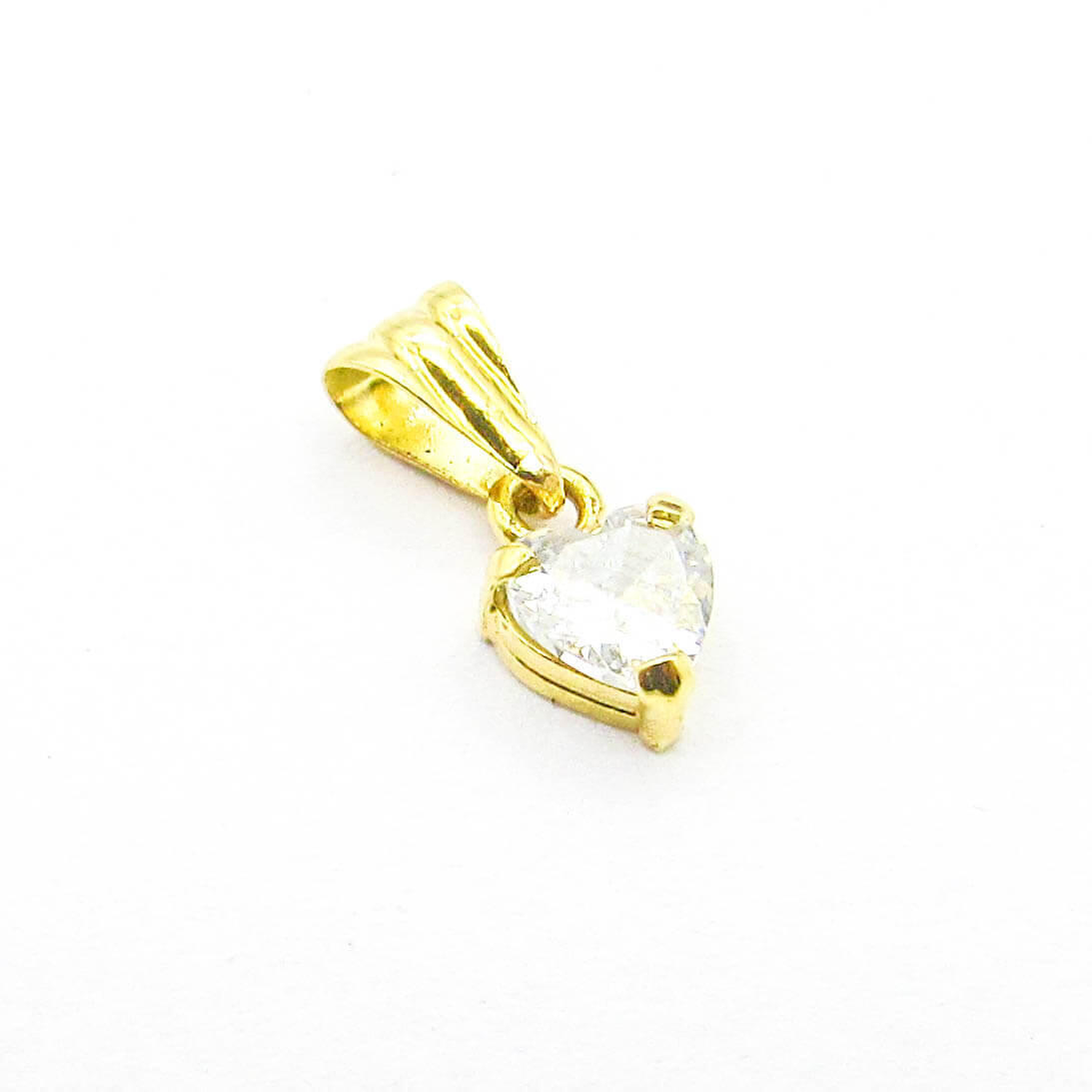 DIJE CUBIC CORAZON 5MM GRIFAS /O.AMARILLO