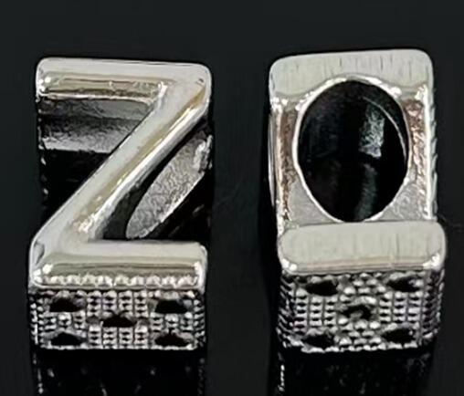 DIJE CHARM INICIAL 