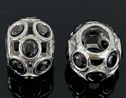 DIJE CHARM BOLA CUBIC NEGRO / ACERO