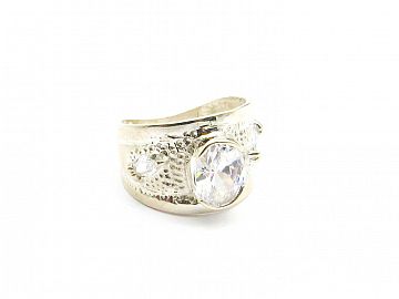 ANILLO CUBICS CENTRO OVAL /PLATA 