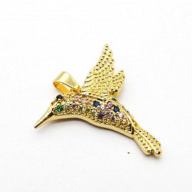DIJE COLIBRI PIEDRA MULTICOLOR / ACERO DORADO